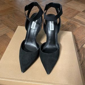 NEW black heel shoes size 9